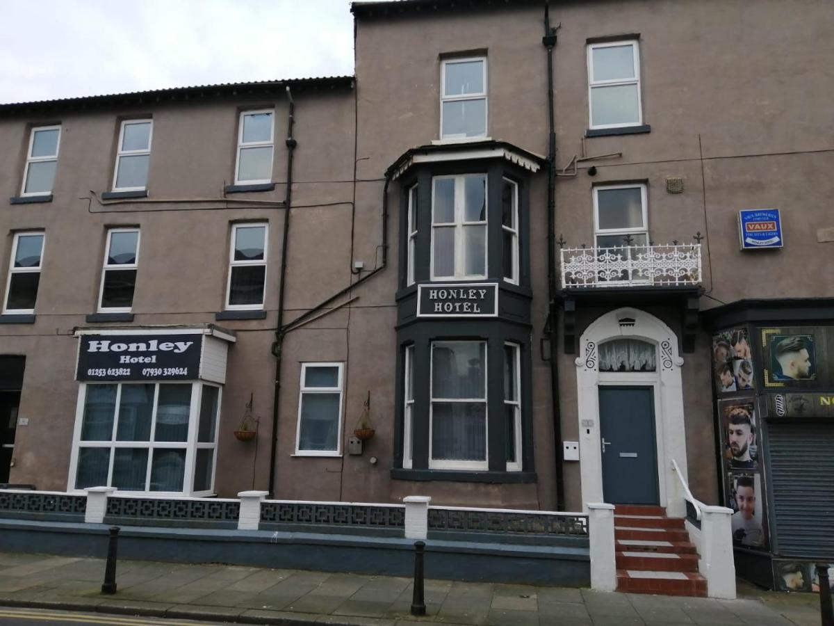 The Honley Hotel Blackpool Buitenkant foto