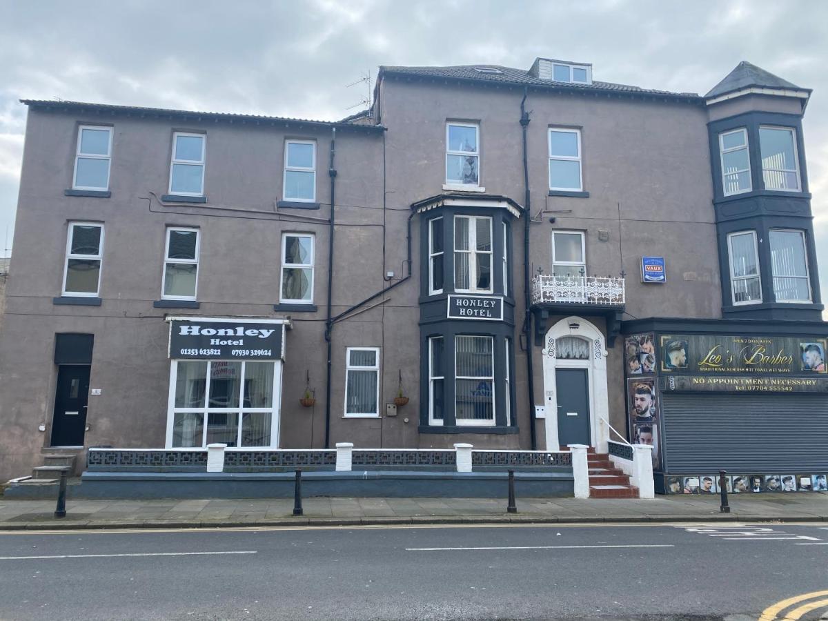 The Honley Hotel Blackpool Buitenkant foto