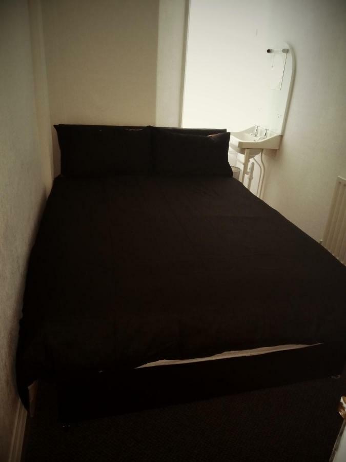 The Honley Hotel Blackpool Buitenkant foto